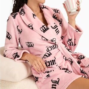 Juicy Couture Light Pink Crown Print Robe
